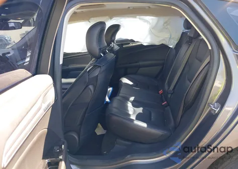 2014 Ford Fusion Energi Titanium из США, поврежденный, VIN 3FA6P0SU3ER378722